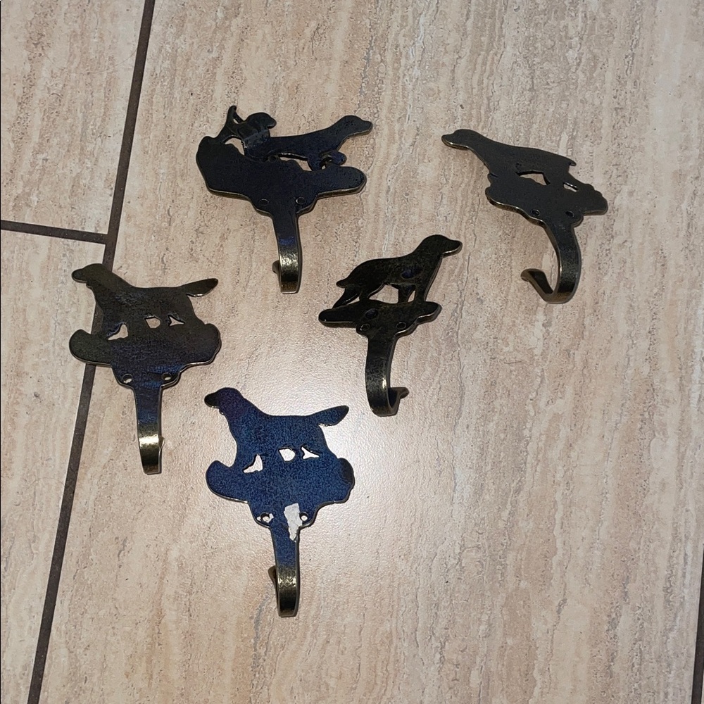 Set of 5 Dog Shaped Wall Hooks - Picture 4 of 6